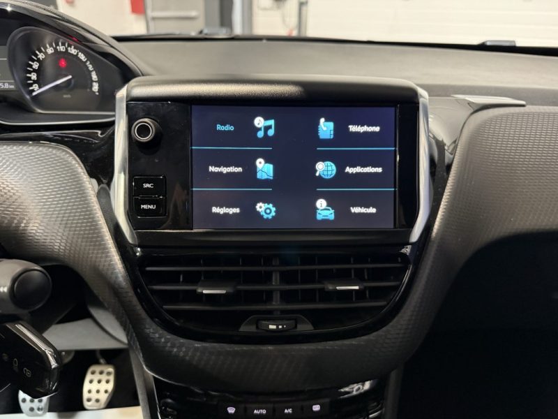PEUGEOT 208 1.2 110 GT-LINE BVM 6 / APPLE CARPLAY / COURROIE DE DISTRIBUTION NEUVE 