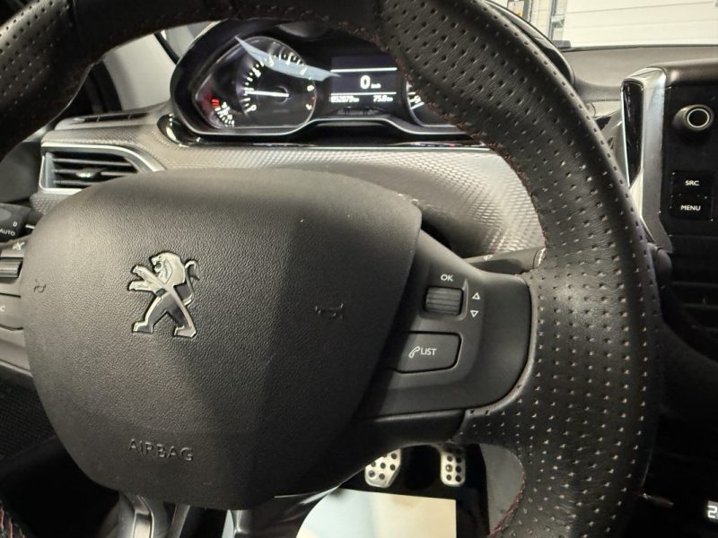 PEUGEOT 208 1.2 110 GT-LINE BVM 6 / APPLE CARPLAY / COURROIE DE DISTRIBUTION NEUVE 