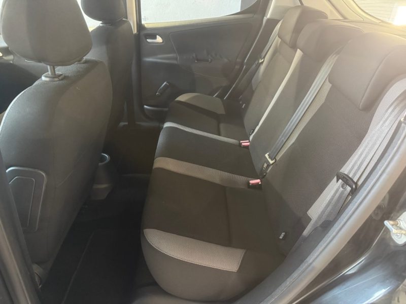 PEUGEOT  207 1.4 VTI 16V URBAN  (116 000 KMS) 1° MAIN