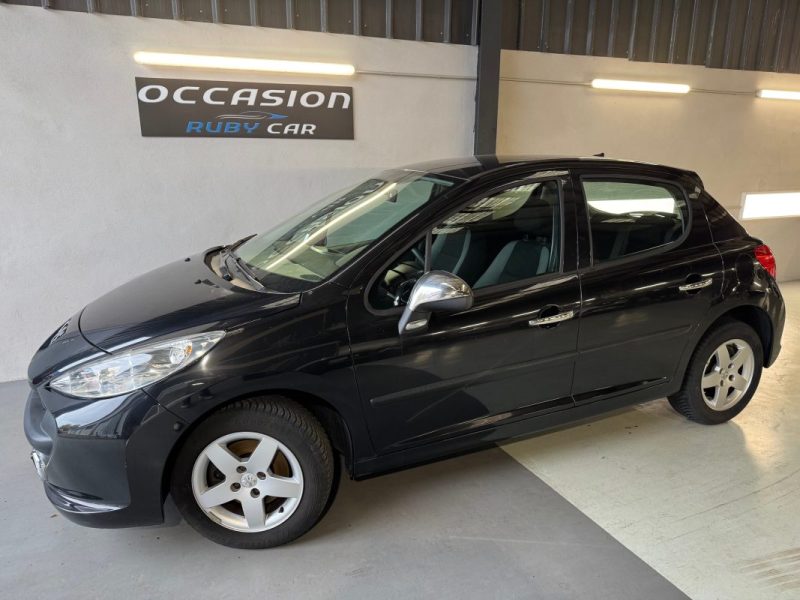 PEUGEOT  207 1.4 VTI 16V URBAN  (116 000 KMS) 1° MAIN