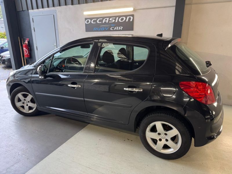 PEUGEOT  207 1.4 VTI 16V URBAN  (116 000 KMS) 1° MAIN