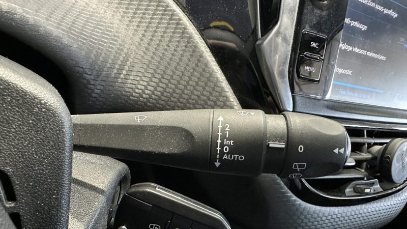 Peugeot 208 1.2 82ch Signature