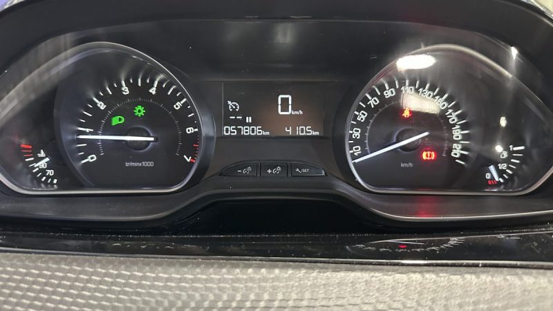 Peugeot 208 1.2 82ch Signature