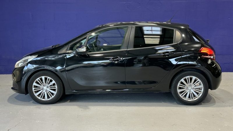 Peugeot 208 1.2 82ch Signature