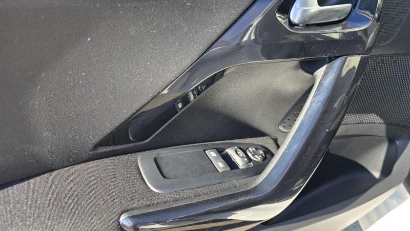 PEUGEOT 208 1.5 BLUEHDI 100CH S&S ACTIVE 2019