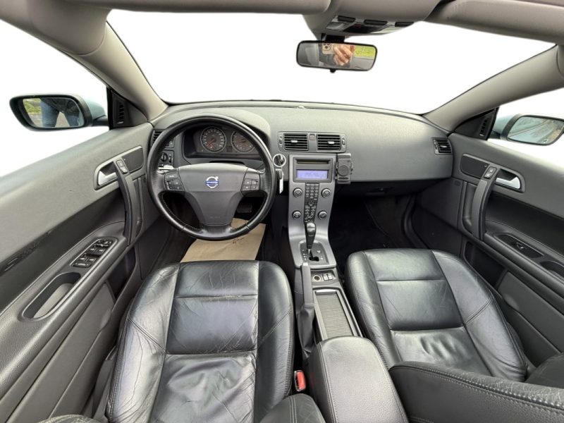 VOLVO C70 CAB 2.4I 170CH KINETIC BVA