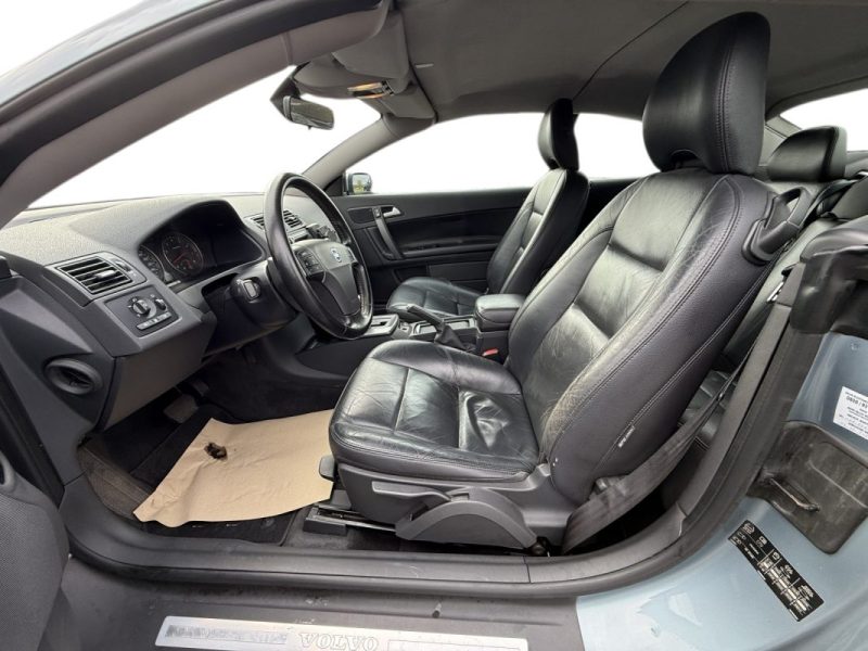 VOLVO C70 CAB 2.4I 170CH KINETIC BVA