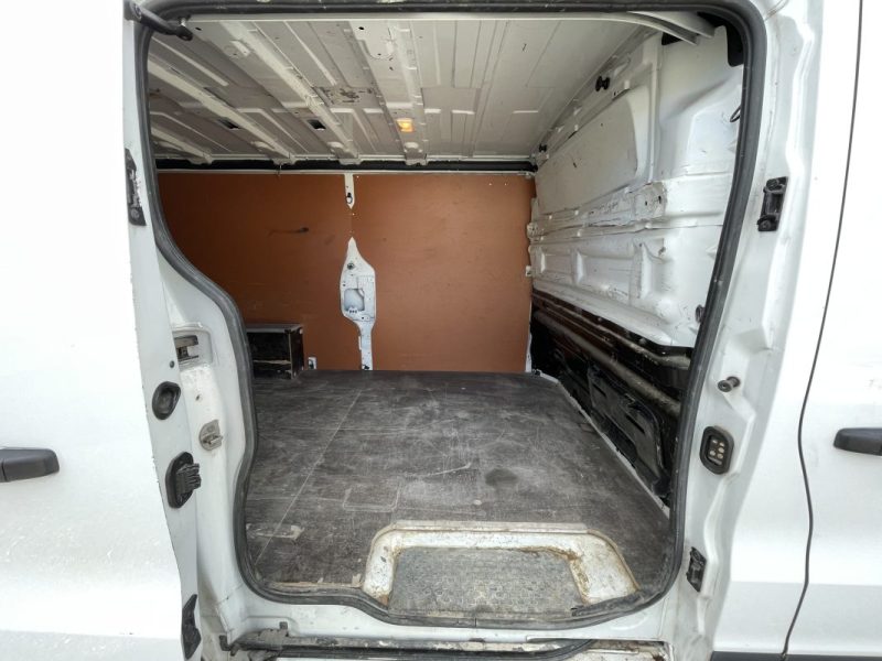 Renault Trafic III Fourgon L2H1 2.0 DCi 120ch