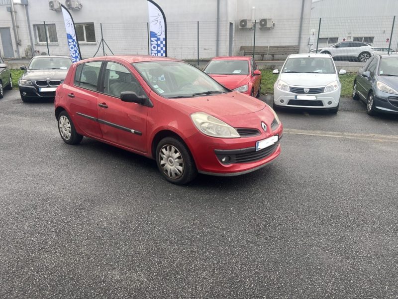 Renault Clio 3 1.5 Dci 70 Ch Garantie 