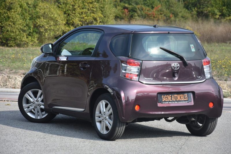 TOYOTA IQ 1.3 100 VVT-I IQ3 MULTIDRIVE 2010