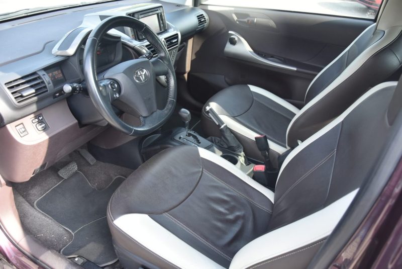 TOYOTA IQ 1.3 100 VVT-I IQ3 MULTIDRIVE 2010