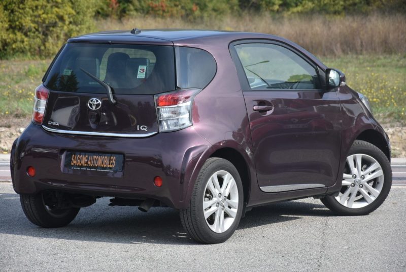 TOYOTA IQ 1.3 100 VVT-I IQ3 MULTIDRIVE 2010