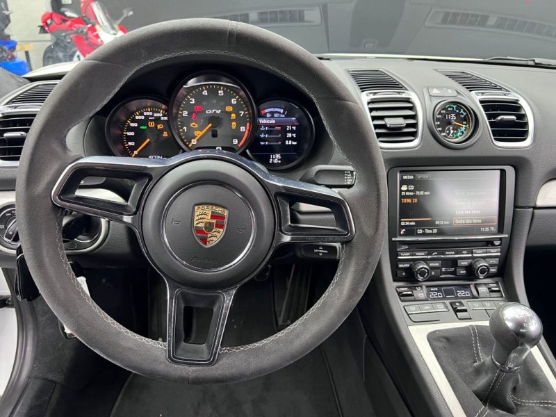 PORSCHE CAYMAN GT4 3.8 385CH GT4 2015