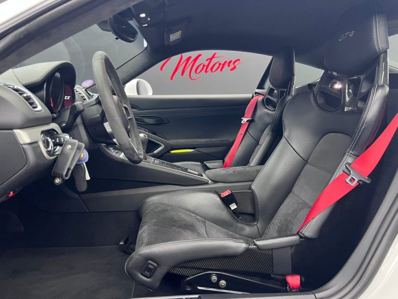 PORSCHE CAYMAN GT4 3.8 385CH GT4 2015
