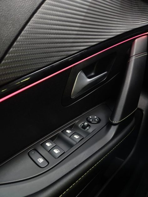 PEUGEOT 208 1.5 HDI 102CH GT 2021*VIRTUAL*CAMERA*CUIR*