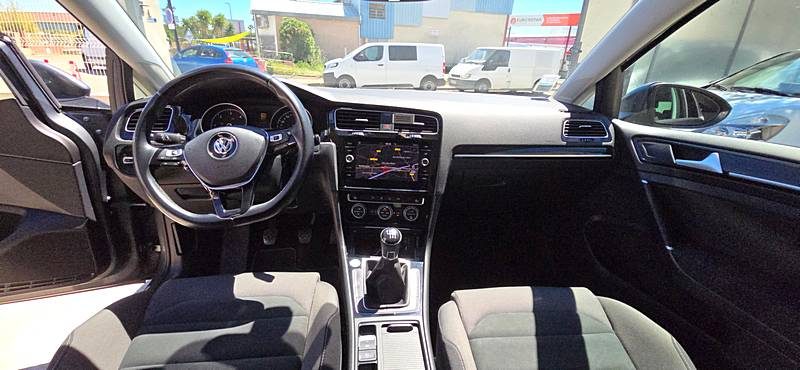 VOLKSWAGEN GOLF VII 2018