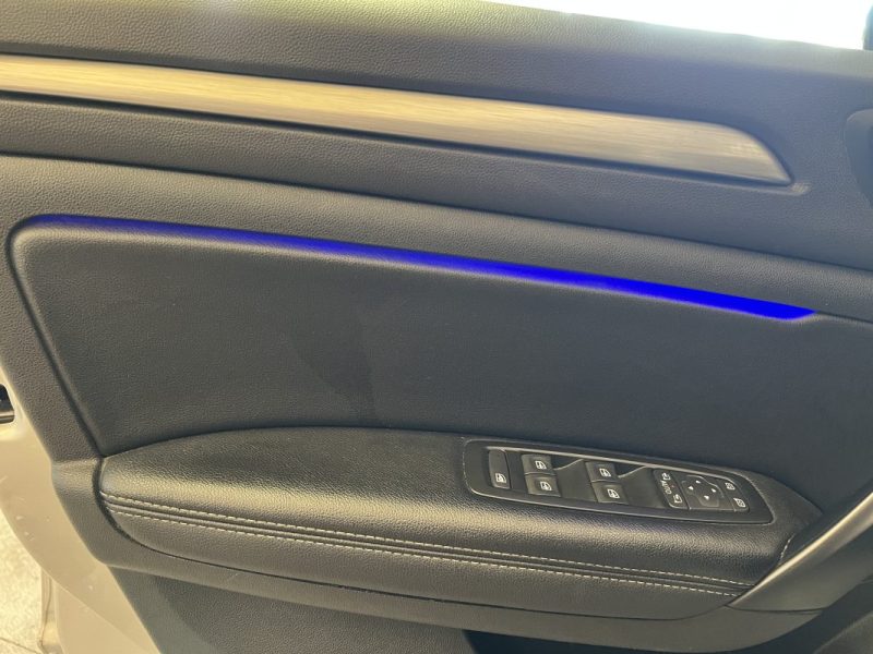  RENAULT MEGANE IV INTENS 1.2 130CV - GPS - SUIVI FACTURE OK  124500KM - 