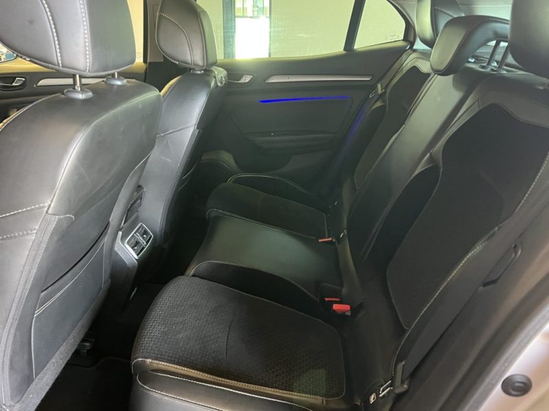  RENAULT MEGANE IV INTENS 1.2 130CV - GPS - SUIVI FACTURE OK  124500KM - 