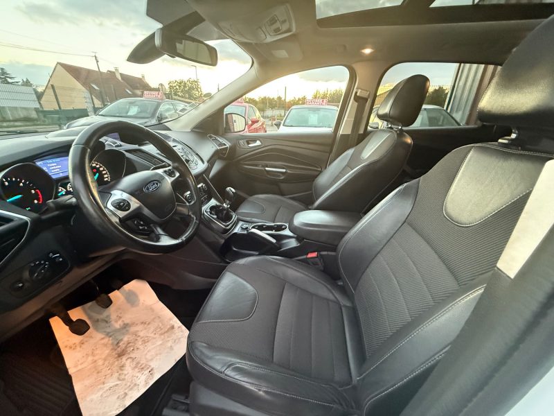 FORD KUGA 2.0 TDCI - 120CV 16V TURBO TITANIUM 2015