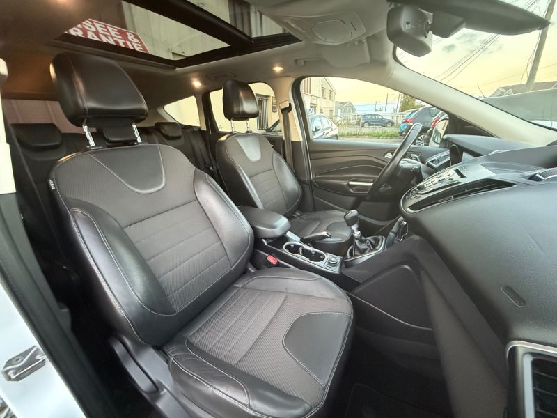 FORD KUGA 2.0 TDCI - 120CV 16V TURBO TITANIUM 2015