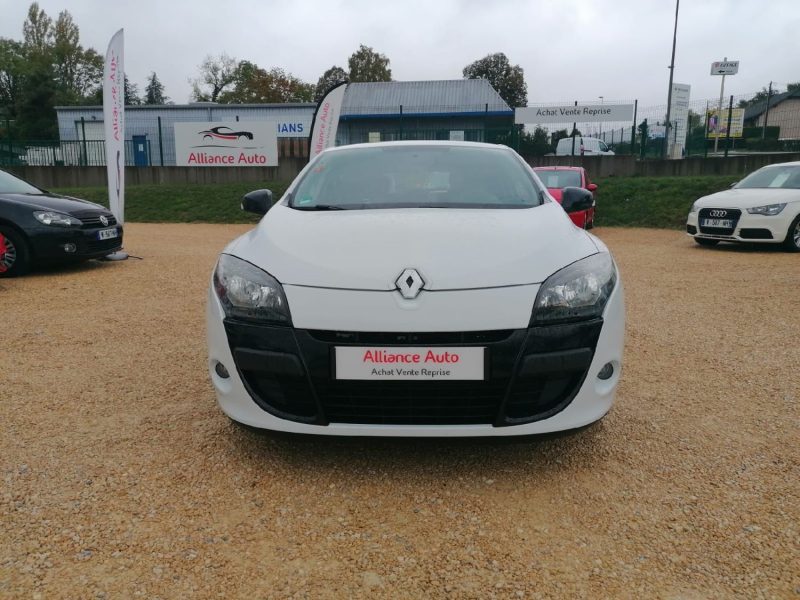 RENAULT Megane - 1.6 110ch Emotion