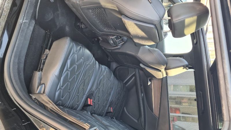 PEUGEOT 5008 - 2.0 Blue HDi 180ch Allure Pack GT EAT8