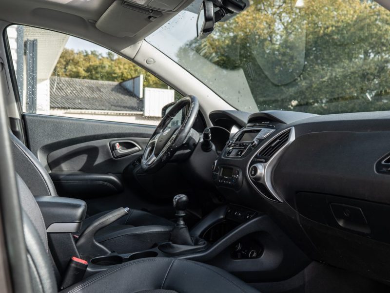 HYUNDAI IX35 1.7 CRDI 115Cv / TOIT OUVRANT / SIÈGES CHAUFFANTS