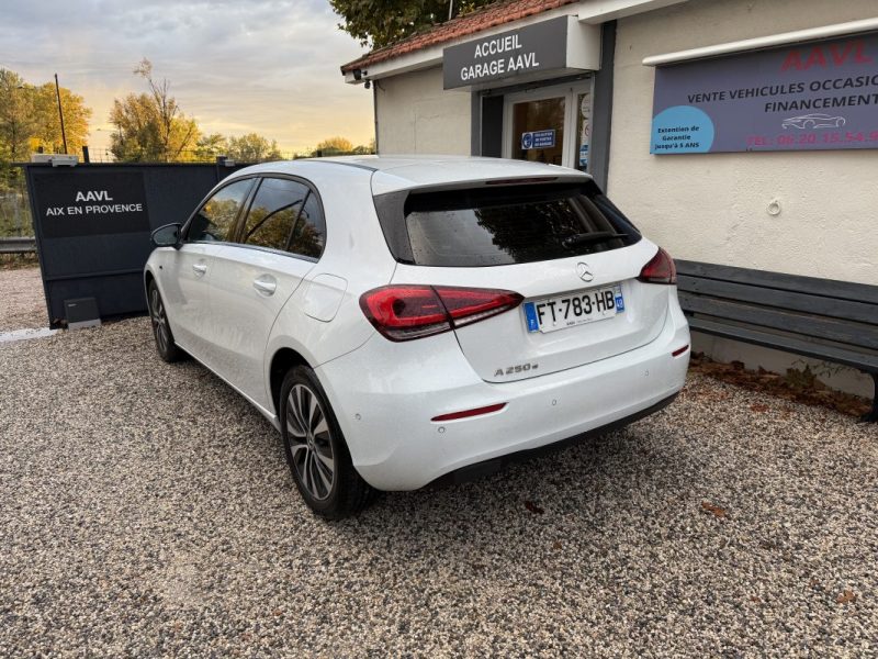 MERCEDES CLASSE A 250E 218CH STYLE LINE 8G-DCT  2020