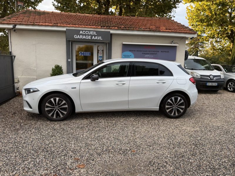 MERCEDES CLASSE A 250E 218CH STYLE LINE 8G-DCT  2020