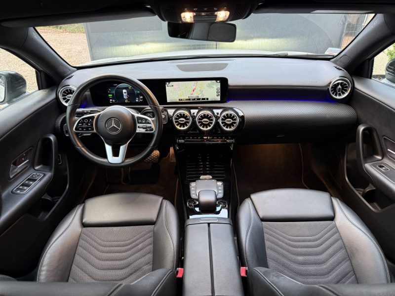 MERCEDES CLASSE A 250E 218CH STYLE LINE 8G-DCT  2020