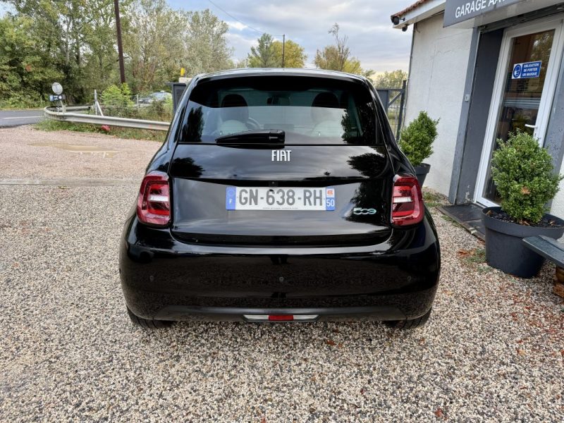 FIAT 500 E 118CH LA PRIMA JBL CAMERA CAR PLAY 2023 