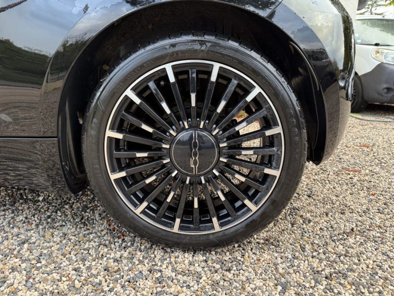 FIAT 500 E 118CH LA PRIMA JBL CAMERA CAR PLAY 2023 