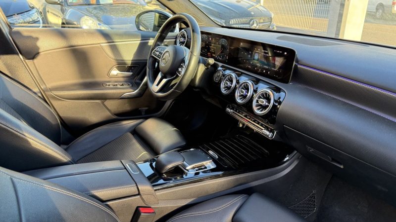 MERCEDES CLASSE A 180 D 116CH PROGRESSIVE LINE 7G-DCT 2018 / SUIVIS MERCEDES