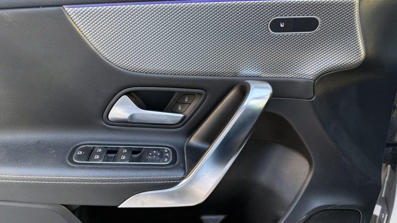 MERCEDES CLASSE A 180 D 116CH PROGRESSIVE LINE 7G-DCT 2018 / SUIVIS MERCEDES