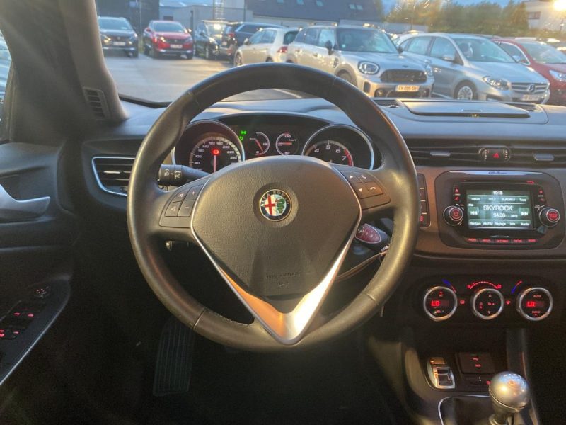  ALFA ROMEO GIULIETTA 1.4I 120 CH PROGRESSION /🛠️KIT DISTRIBUTION NEUF/📱 Bluetooth/❄️Climatisation