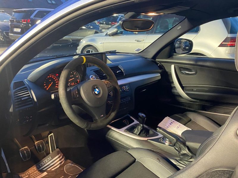  BMW SERIE 1 120I 2.0 163 CH EDITION M SPORT /🛠️CHAINE FAITE /📱 Bluetooth/ ❄️ Climatisation/