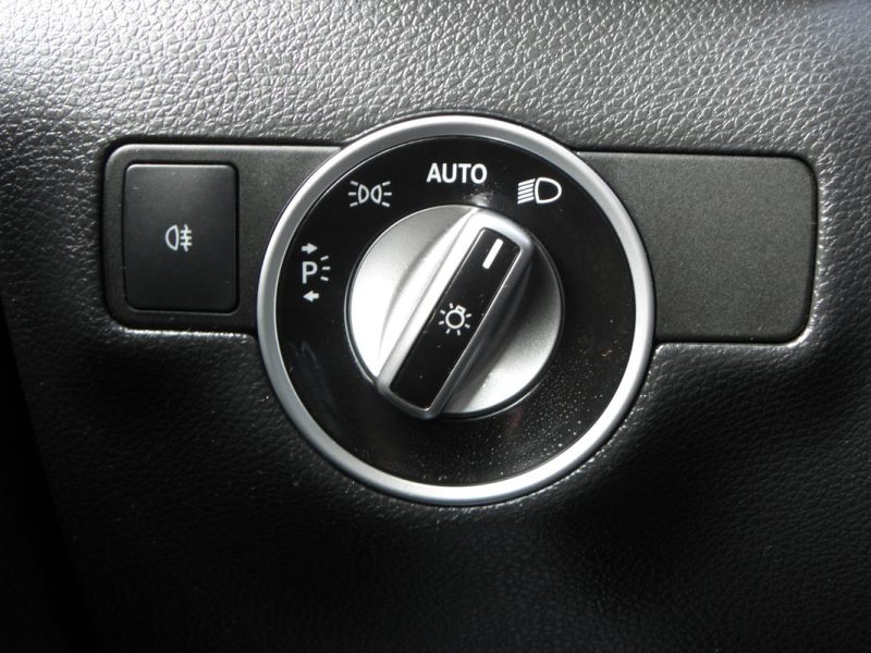 MERCEDES CLASSE B 180 122 CH SENSATION BOITE MANUELLE 2015