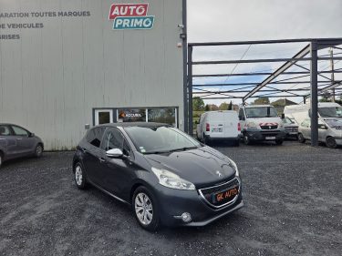 PEUGEOT 208 1.6 E-HDI 92CH STYLE 2015