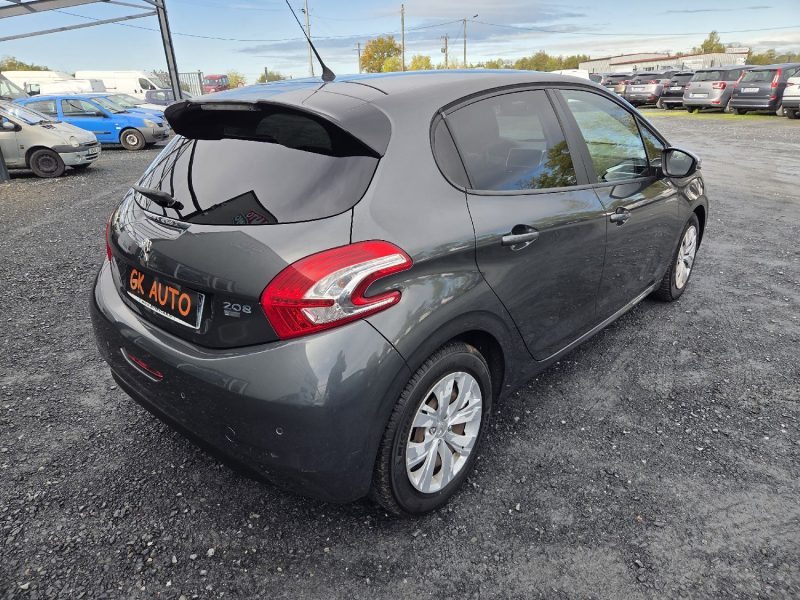 PEUGEOT 208 1.6 E-HDI 92CH STYLE 2015