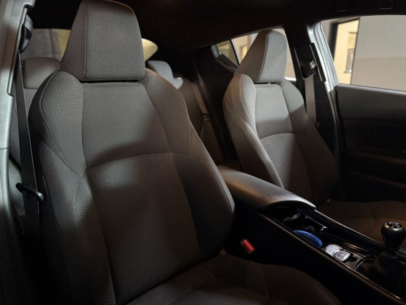 TOYOTA C-HR 1.2I 2WD 116 CV GRAPHIC RC18/58.000KM/ENTRETIEN TOYOTA 2019