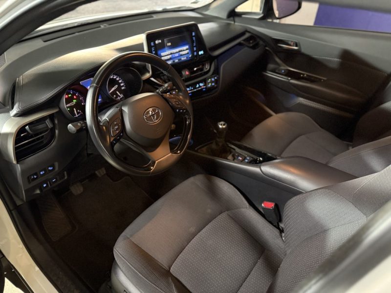 TOYOTA C-HR 1.2I 2WD 116 CV GRAPHIC RC18/58.000KM/ENTRETIEN TOYOTA 2019