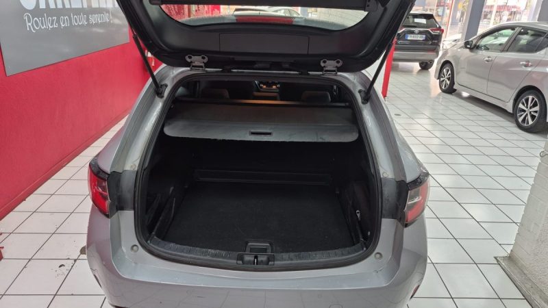 TOYOTA COROLLA TOURING SPORTS 122CV DYNAMIC BUSINESS/1 ERE MAIN/TVA RECUP 2022