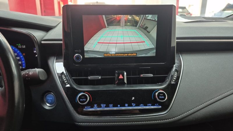 TOYOTA COROLLA TOURING SPORTS 122CV DYNAMIC BUSINESS/1 ERE MAIN/TVA RECUP 2022