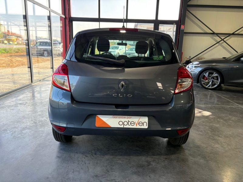 RENAULT CLIO EXPRESSION 2011