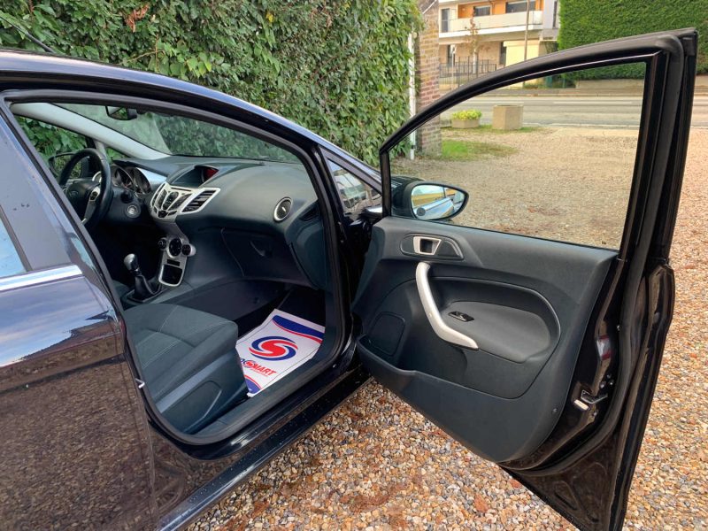 FORD FIESTA 1.4 TDCI 70CH FAP TREND 5P 2011