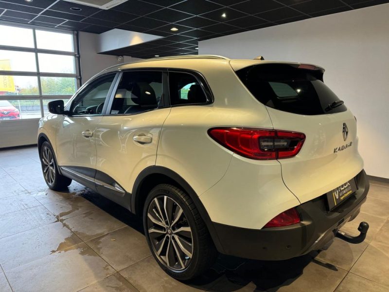 RENAULT KADJAR TCE 130 EDC INTENS / TOIT PANORAMIQUE / ENTRETIEN RENAULT COMPLET  / ATTELAGE / EASY PARK ASSIST / RADAR 360° 2017