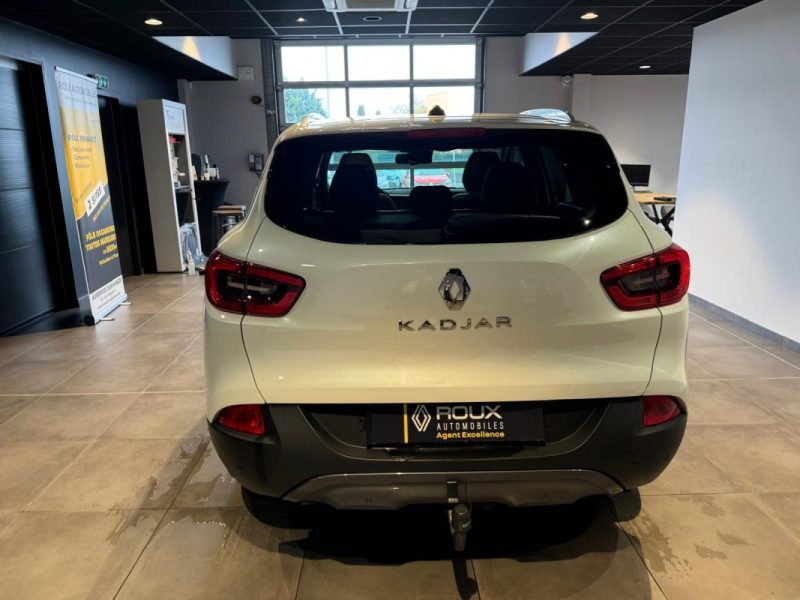 RENAULT KADJAR TCE 130 EDC INTENS / TOIT PANORAMIQUE / ENTRETIEN RENAULT COMPLET  / ATTELAGE / EASY PARK ASSIST / RADAR 360° 2017