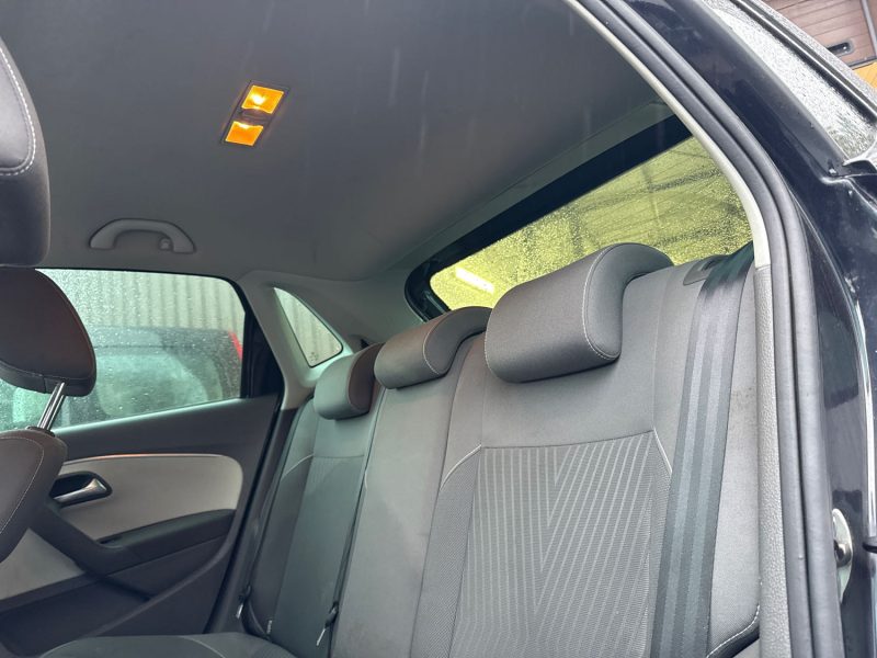 VOLKSWAGEN POLO 1.2 TSI 90CH BLUEMOTION TECHNOLOGY CONFORTLINE BUSINESS 5P 