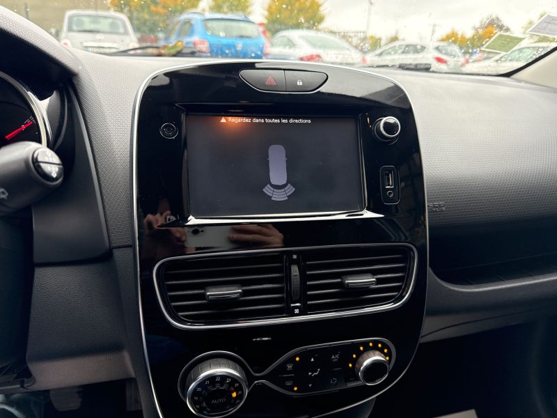 RENAULT CLIO 0.9 90CV LIMITED