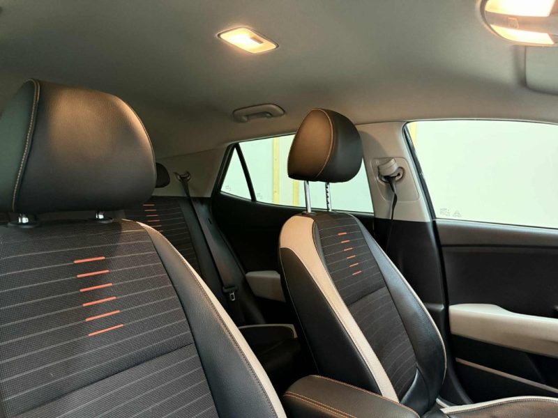 KIA STONIC 1.0 T-GDI 120 ACTIVE DCT 2020